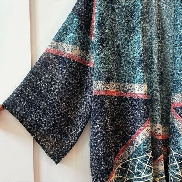 Mystree Embroidered Jagged Hem Paisley Oversized Kimono Size S/M Women’s - Picture 6 of 12